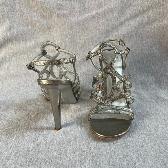 Via Spiga Silver Leather Strappy Sandals.  Size 7 - Picture 3 of 12